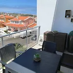 Apartmán Stylish & Spacious With Balcony *