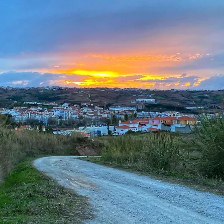 Stylish & Spacious With Balcony Apartment *