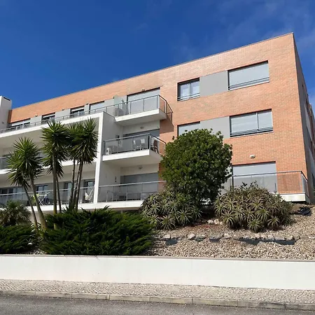 Stylish & Spacious With Balcony * Lourinha (Lisbon)