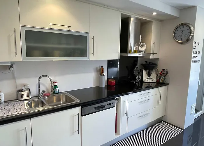 Apartamento Stylish & Spacious With Balcony *