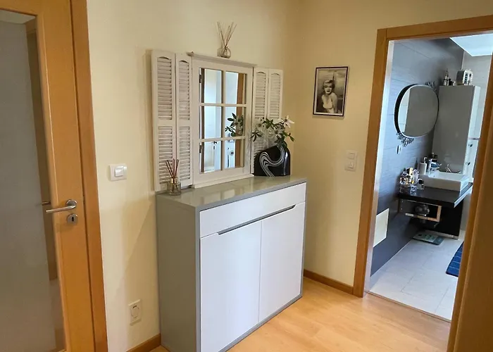 Stylish & Spacious With Balcony * Lourinhã