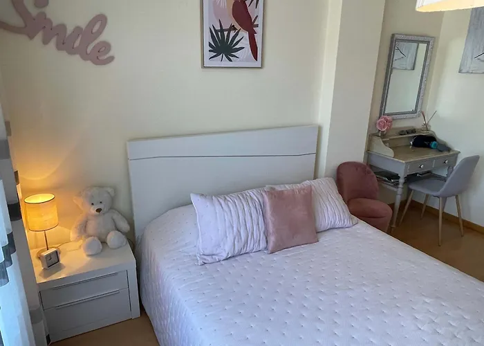 Stylish & Spacious With Balcony Apartamento