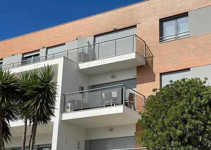 Appartamento Stylish & Spacious With Balcony
